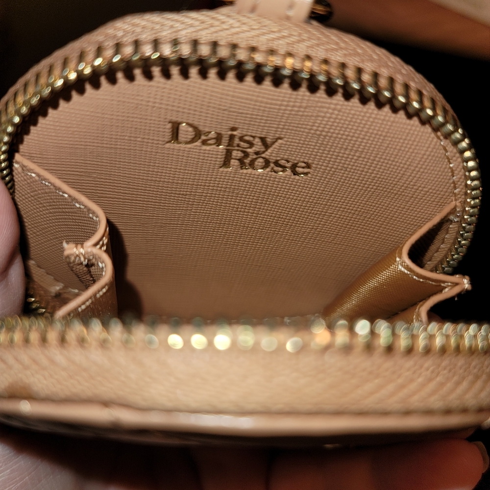 DAISY ROSE Change Wallet - Picture 3 of 6